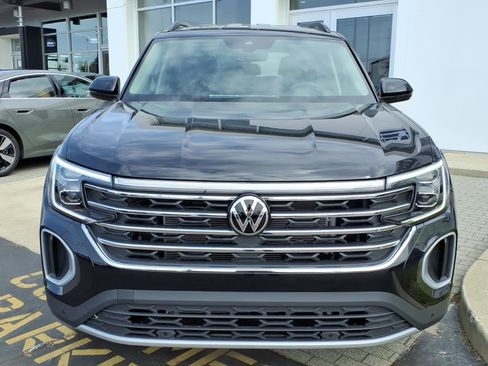New 2026 Volkswagen Atlas SE AWD/4WD image 2