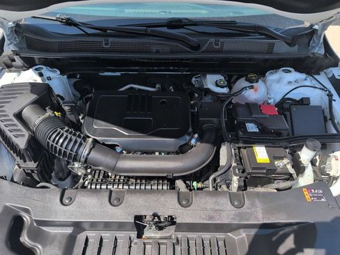 Used 2025 Chevrolet Blazer LT FWD image 34