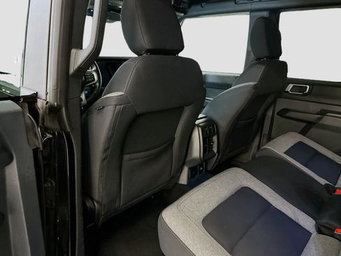 Used 2025 Ford Bronco Big Bend AWD/4WD image 28