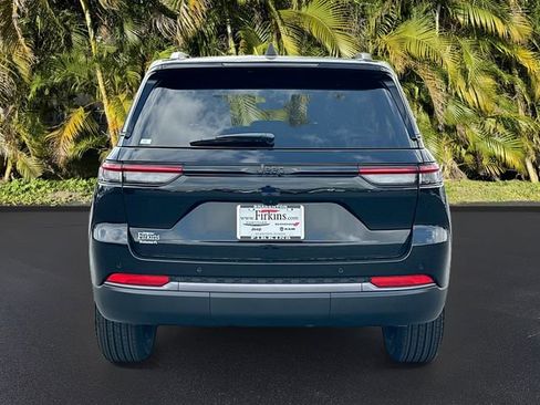 New 2026 Jeep Grand Cherokee Altitude RWD image 4