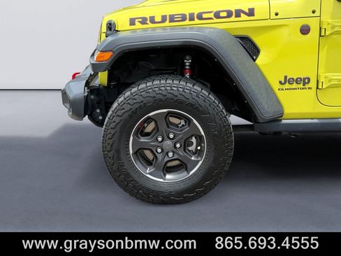 Used 2023 Jeep Gladiator Rubicon w/ Trailer Tow Package AWD/4WD image 9