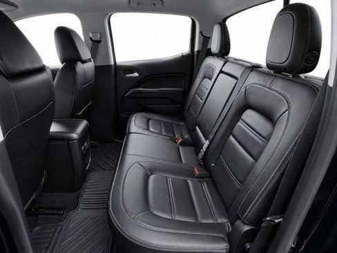 Used 2017 GMC Canyon Denali AWD/4WD image 16