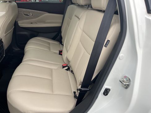 Used 2020 Nissan Murano SL w/ Moonroof Package AWD/4WD image 16