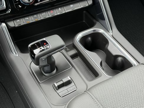 New 2026 GMC Sierra 1500 Denali w/ Denali Reserve Package image 15