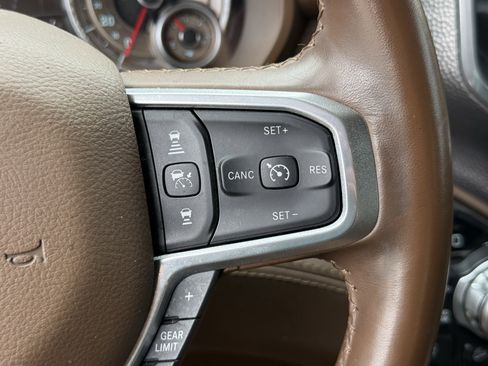 Used 2021 RAM 1500 Limited AWD/4WD image 17