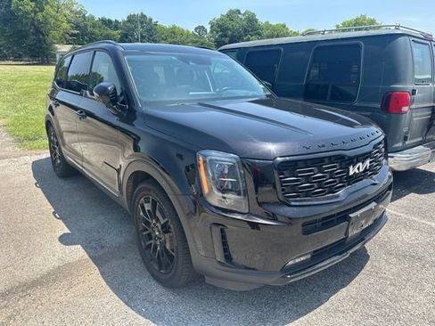 Used 2022 Kia Telluride SX w/ SX Prestige Package AWD/4WD image 3