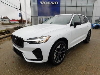 New 2026 Volvo XC60 T8 Plus w/ Climate Package