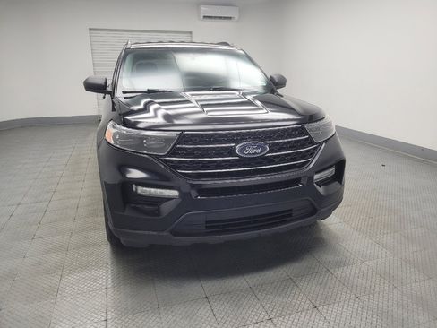 Used 2020 Ford Explorer XLT w/ Comfort Package AWD/4WD image 14
