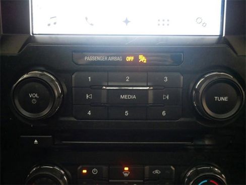 Used 2016 Ford F150 XLT w/ Equipment Group 302A Luxury image 20