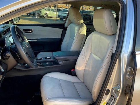 Used 2015 Toyota Avalon XLE Touring image 11