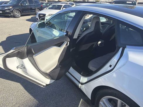 Used 2012 Tesla Model S RWD image 11