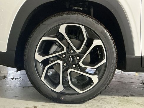 New 2026 Chevrolet Trax RS w/ Driver Confidence Package FWD image 13