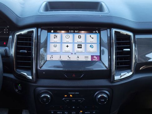 Certified 2019 Ford Ranger Lariat w/ Equipment Group 501A Mid image 20