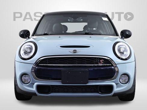 Used 2018 MINI Cooper S image 2
