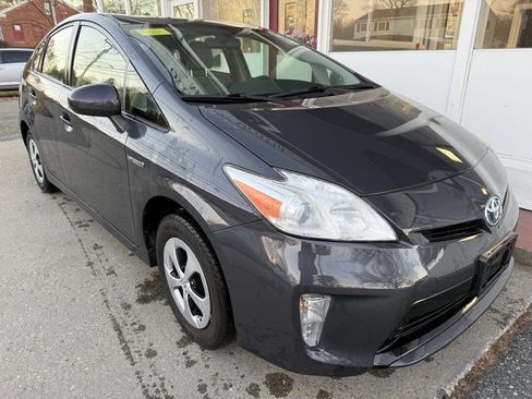 Used 2012 Toyota Prius Two image 28