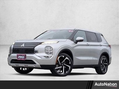 Used 2024 Mitsubishi Outlander SE