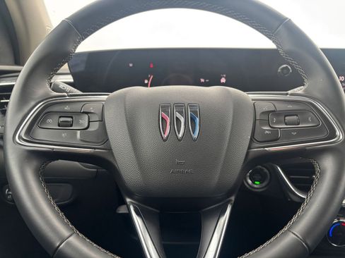 Used 2025 Buick Encore GX Preferred FWD image 27