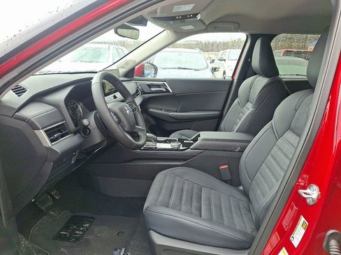 New 2026 Mitsubishi Outlander SE AWD/4WD image 6