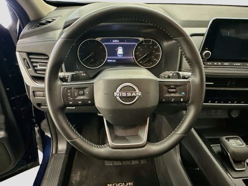 Used 2026 Nissan Rogue SV AWD/4WD image 18