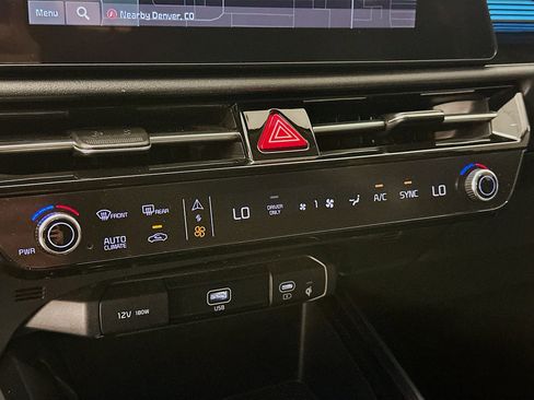 Used 2024 Kia Niro EX w/ EX Cold Weather Package image 24