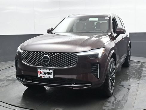 New 2026 Volvo XC90 T8 Ultra w/ Protection Package Premier AWD/4WD image 5