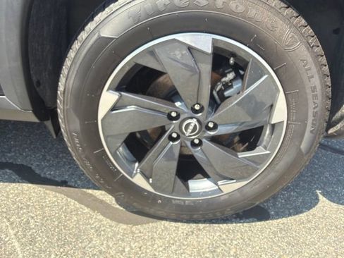 Used 2026 Nissan Rogue SV AWD/4WD image 20