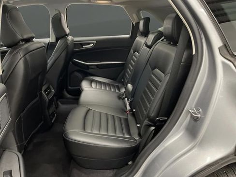 Used 2024 Ford Edge SEL w/ Convenience Package image 31