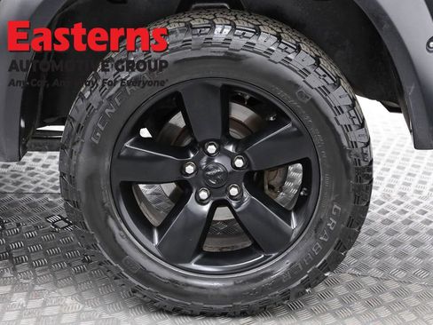 Used 2015 RAM 1500 Express w/ Black Ram 1500 Express Group image 31