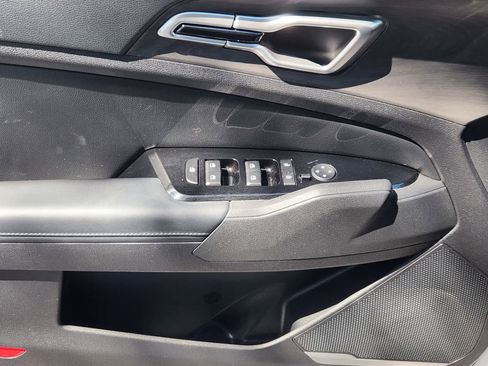 Used 2023 Kia Sportage X-Line w/ X-Line Premium Package image 23