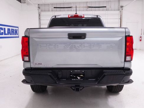 Used 2025 Chevrolet Colorado Trail Boss AWD/4WD image 28