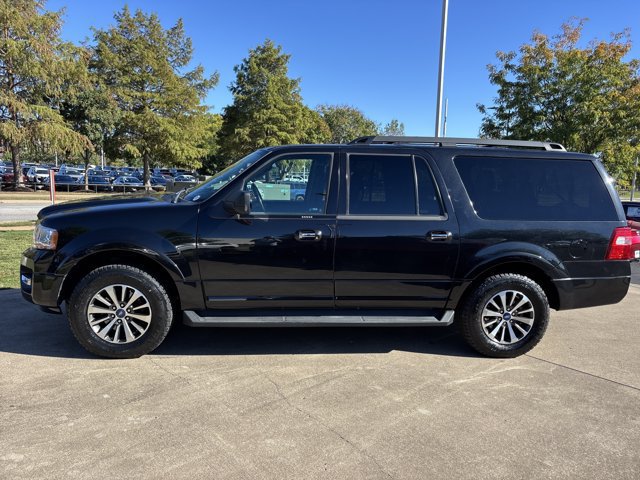Used 2015 Ford Expedition EL XLT w/ Equipment Group 202A AWD/4WD image 13