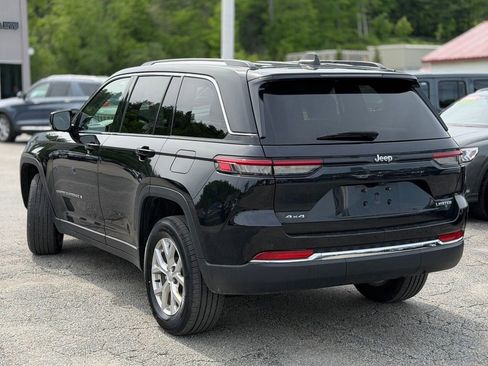 Used 2023 Jeep Grand Cherokee Limited AWD/4WD image 3