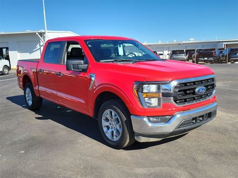 Used 2023 Ford F150 XLT image 8
