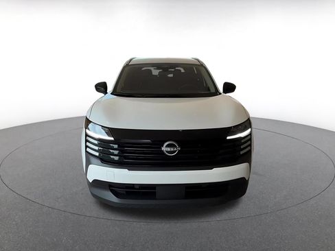 Used 2026 Nissan Kicks SV w/ Cold Weather Package FWD image 4