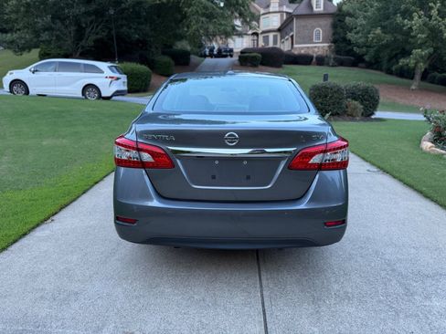 Used 2015 Nissan Sentra SV FWD image 7