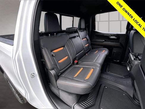 Used 2024 GMC Sierra 1500 AT4 w/ Technology Package image 28