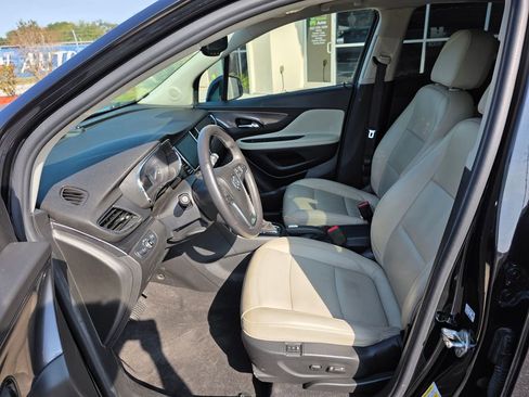 Used 2017 Buick Encore Essence image 13