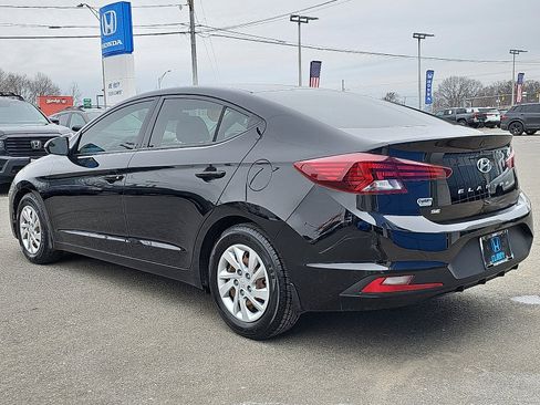 Used 2020 Hyundai Elantra SE w/ Cargo Package (C1) image 6