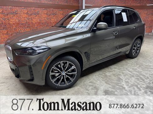 Certified 2024 BMW X5 xDrive40i w/ M Sport Package image 1