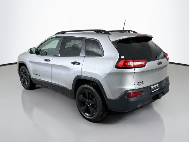 Used 2017 Jeep Cherokee Sport w/ Cold Weather Group AWD/4WD image 5
