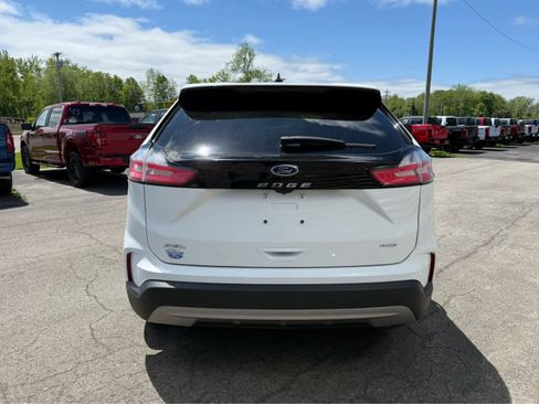 Used 2022 Ford Edge SEL image 5