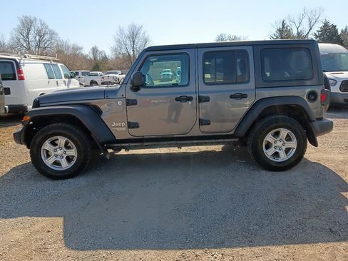 Used 2021 Jeep Wrangler Unlimited Sport w/ Cold Weather Group image 10