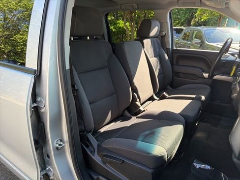 Used 2017 Chevrolet Silverado 1500 LT AWD/4WD image 8