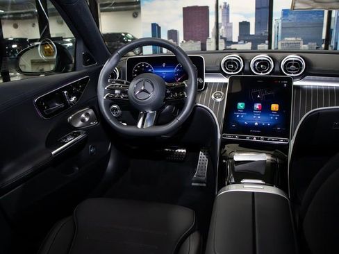 Used 2025 Mercedes-Benz C 300 4MATIC Sedan image 17