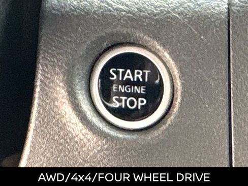Certified 2024 Nissan Frontier SV AWD/4WD image 8