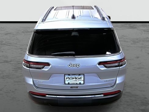 New 2025 Jeep Grand Cherokee L Limited w/ Luxury Tech Group II image 3