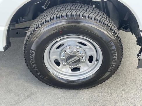 New 2026 Ford F350 XL w/ XL Chrome Package RWD image 33