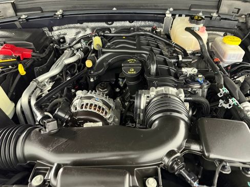 Certified 2024 Jeep Wrangler Sahara w/ Technology Group image 35