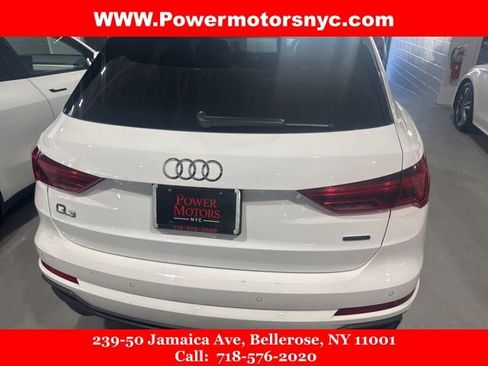 Used 2023 Audi Q3 2.0T Premium image 3