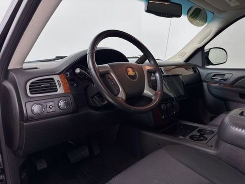 Used 2012 Chevrolet Avalanche LS w/ All-Star Edition image 9